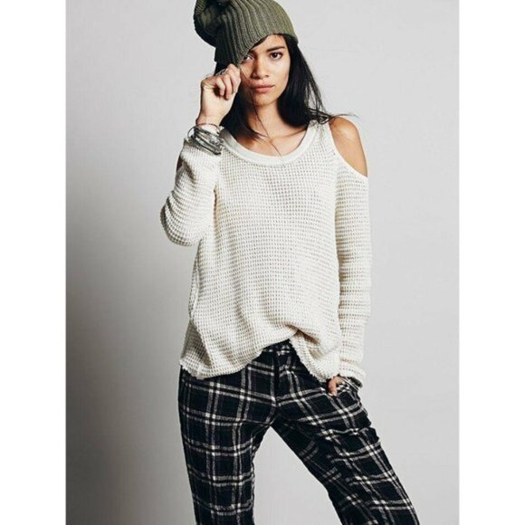 Free People Sweaters - 🆕 NWOT Free People | Sunrise Sunset Cold Shoulder Waffle Knit Sweater Top | S